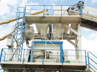 HZS120 compact concrete batching plant for sale