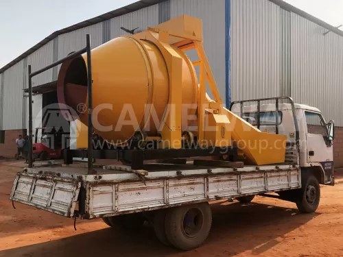 Self-loading Concrete Mixer 